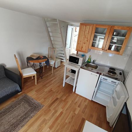 רוביני Sweet House And Apartment מראה חיצוני תמונה