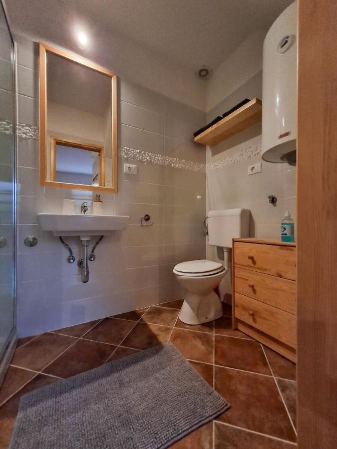 רוביני Sweet House And Apartment מראה חיצוני תמונה