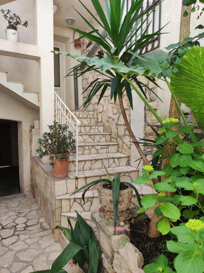רוביני Sweet House And Apartment מראה חיצוני תמונה